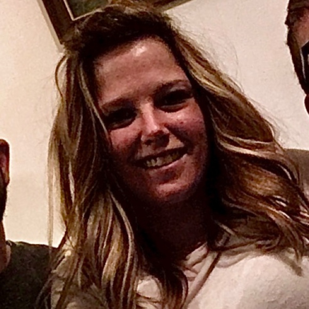 Meet your Posher, Jillian